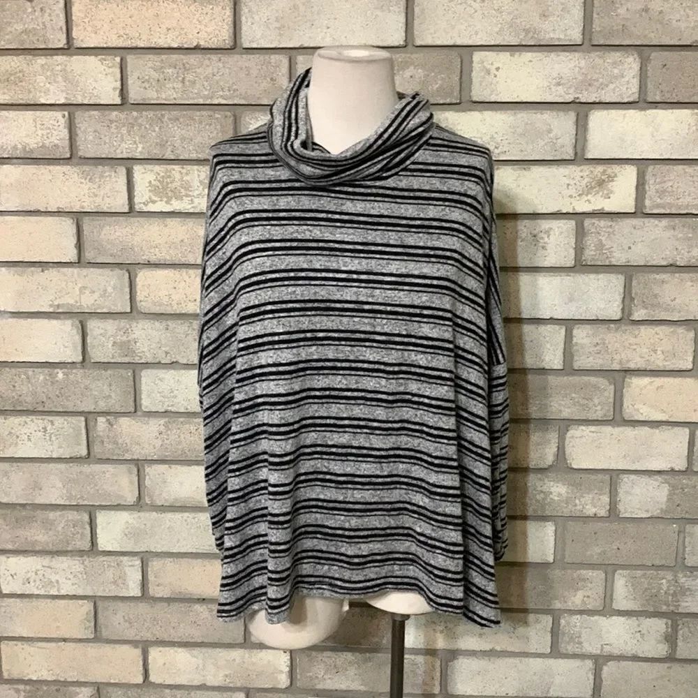 3for$20โsweaterโsmall